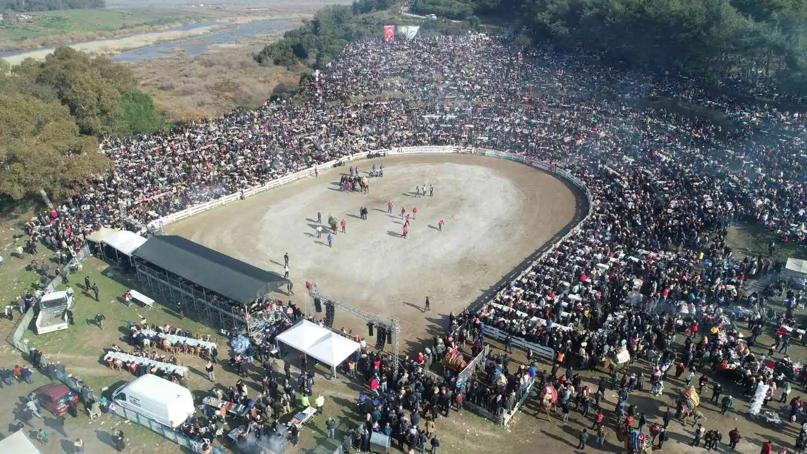 41. Uluslararası Efes Selçuk Deve Güreşleri Festivali sona erdi
