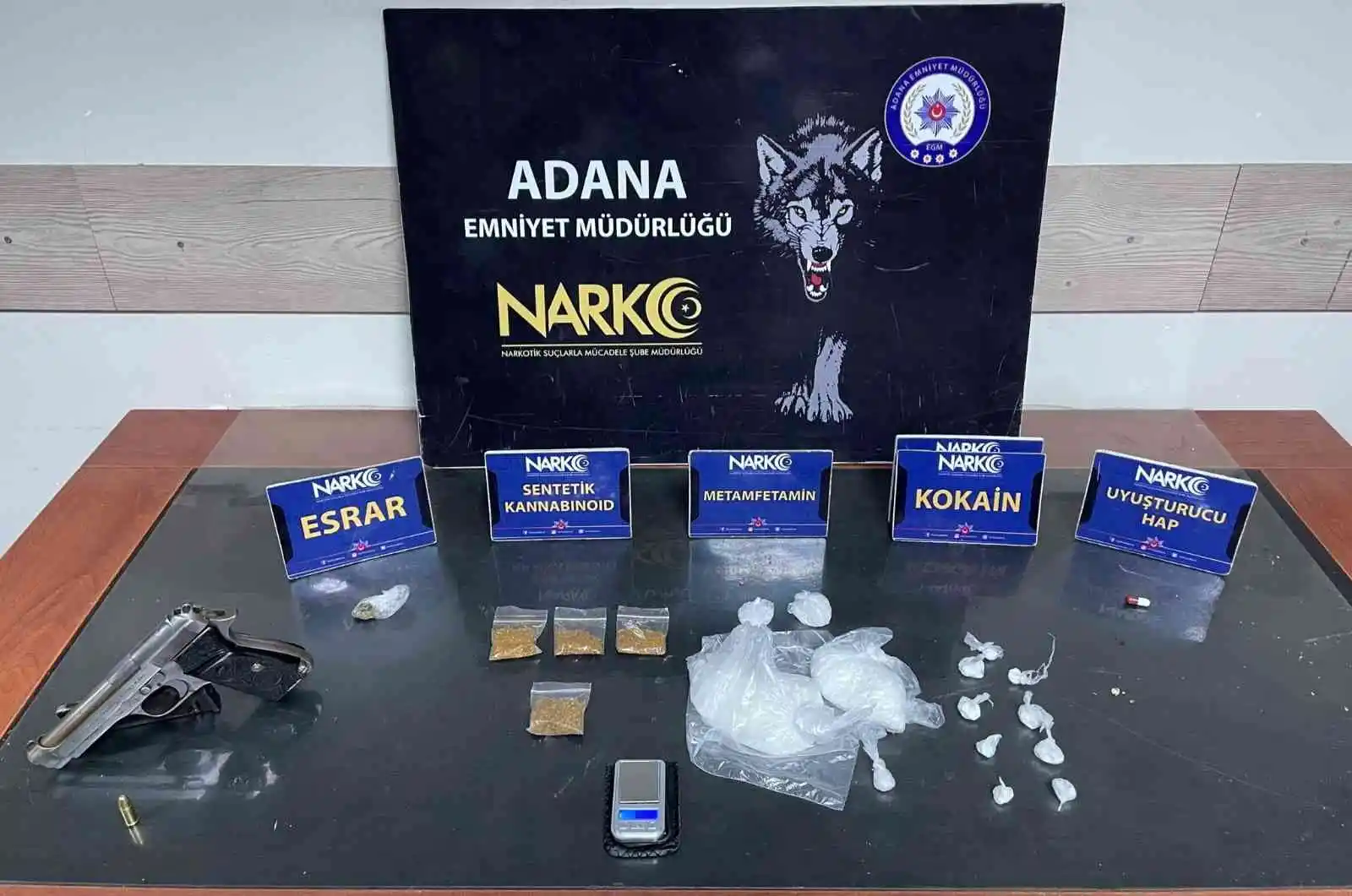 Adana’da iki torbacı tutuklandı
