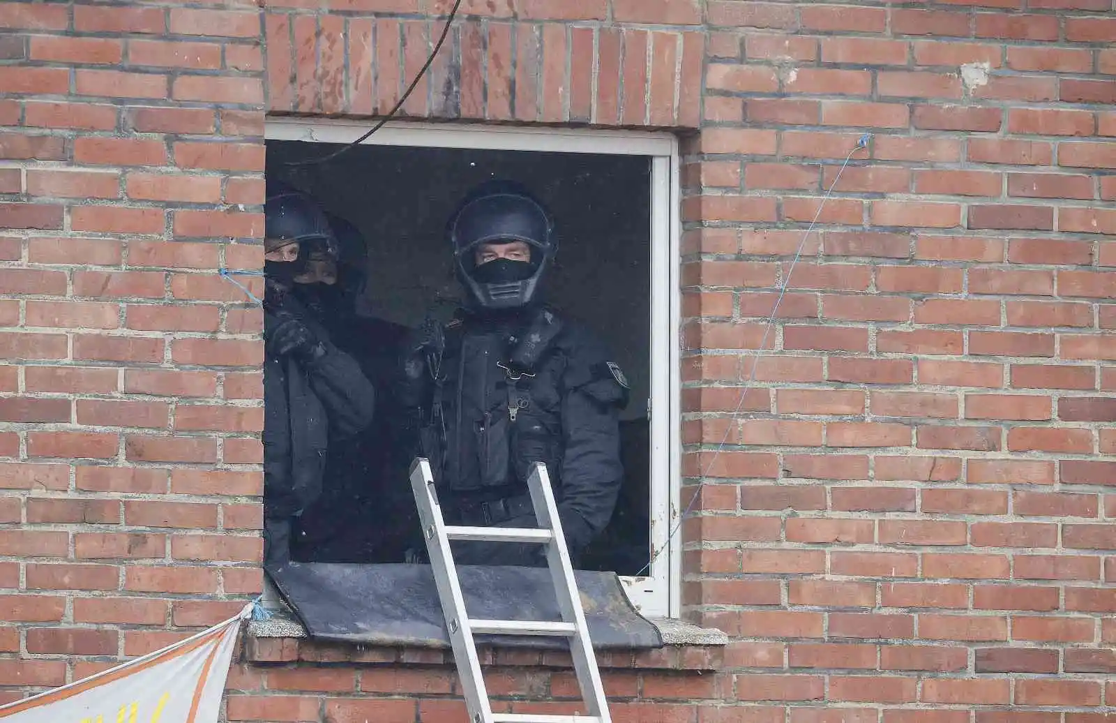 Almanya’da polis çevrecilerin işgal ettiği Lützerath köyünü boşaltıyor