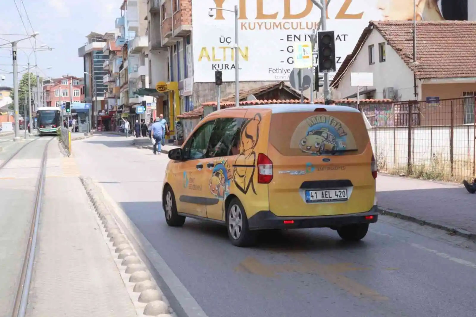 Anne adaylarının yüzünü güldüren uygulama: ‘Anne Taksi’
