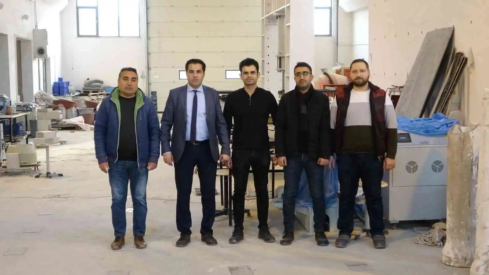 Atık malzeme ile 12 ton basınca dayanıklı beton boru ürettiler
