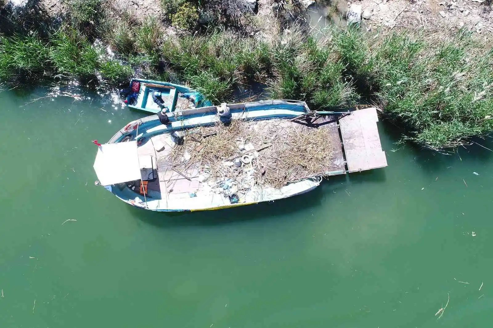 Atıklar, Köyceğiz Gölü ile Dalyan kanallarında tehlike oluşturuyor
