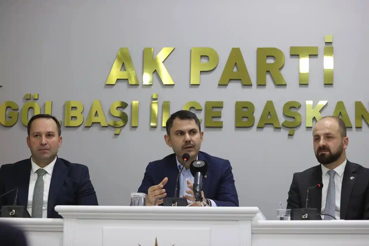 Bakan Kurum, Gölbaşı’nda incelemelerde bulundu