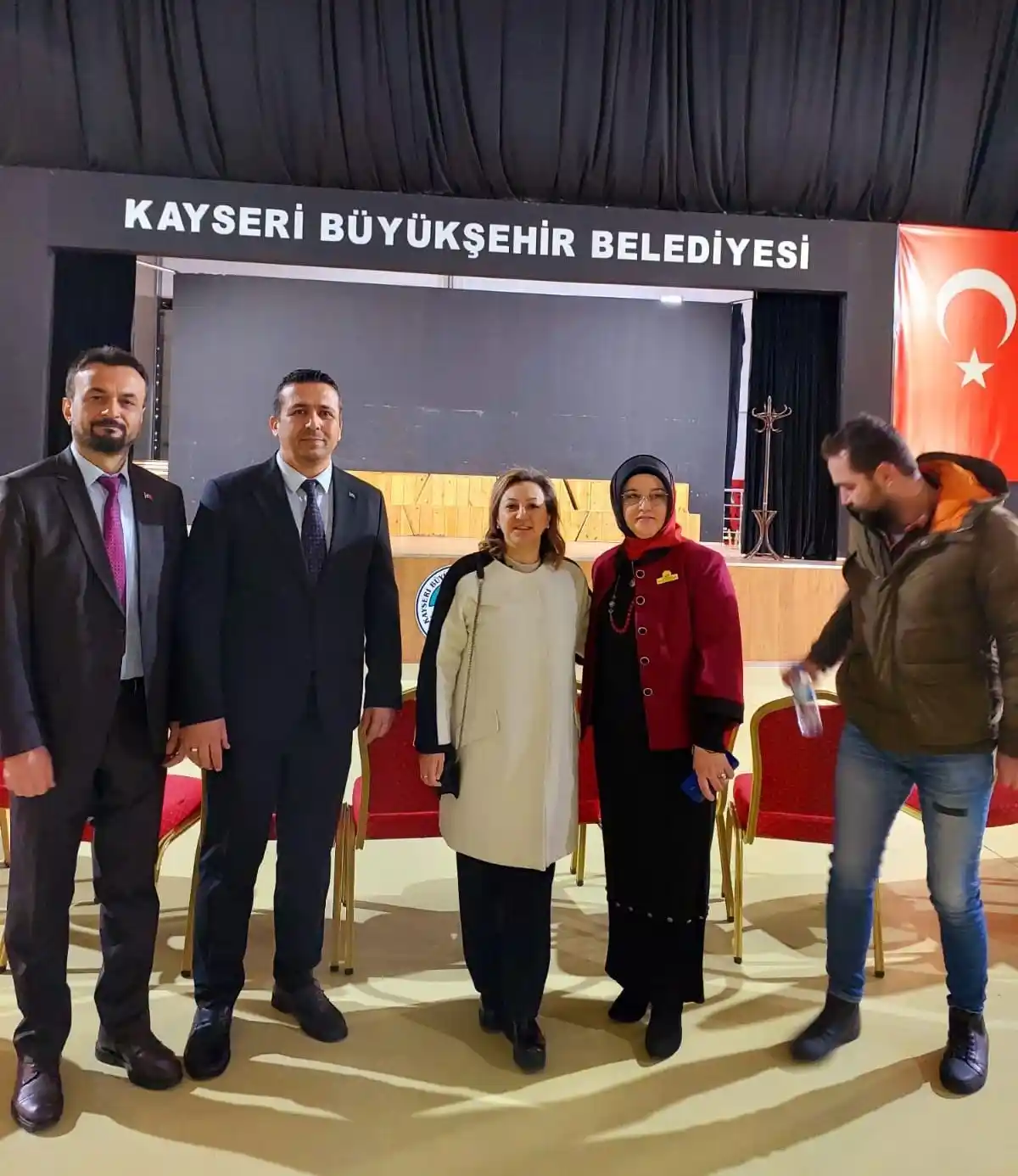 Bakan Yardımcısı Yavuz, büyükşehir tesislerine hayran kaldı
