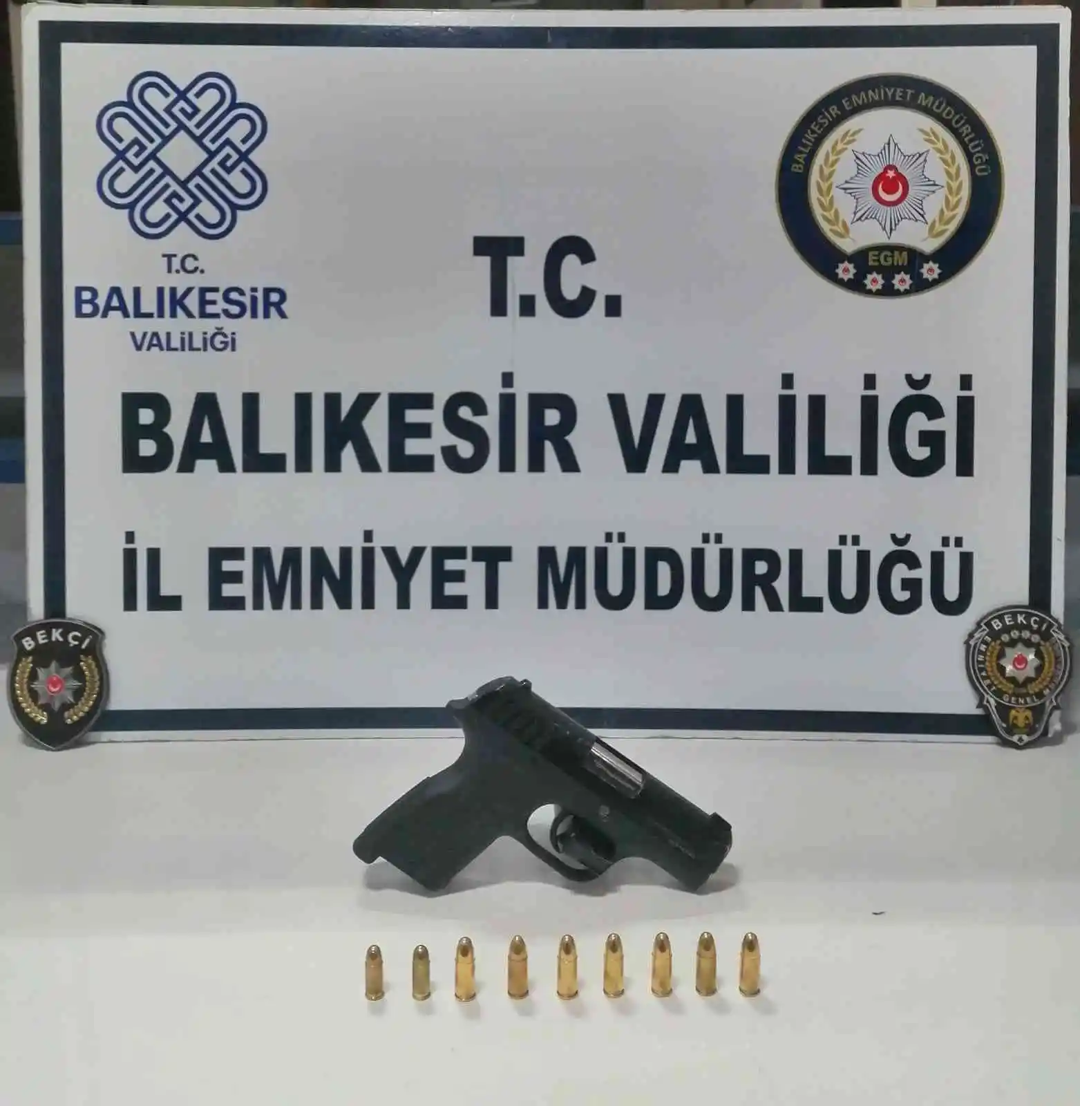 Balıkesir’de polisten Huzur Operasyonu: 25 gözaltı
