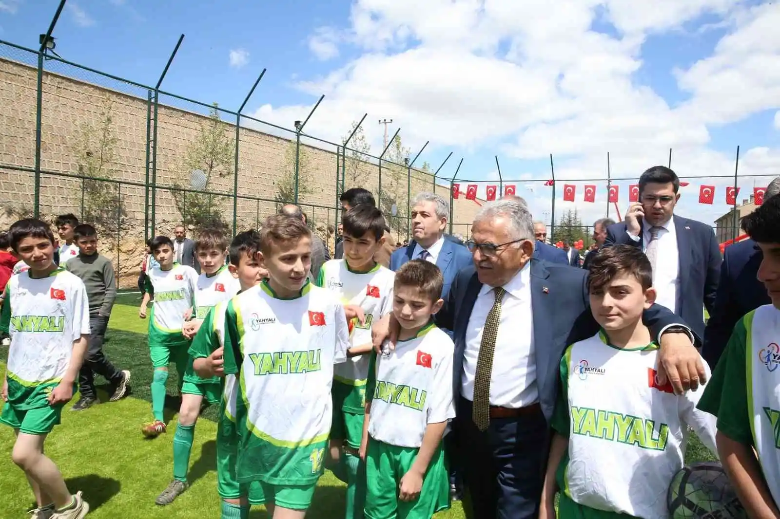 Başkan Büyükkılıç, 16 İlçeyi Hizmetle Buluşturdu
