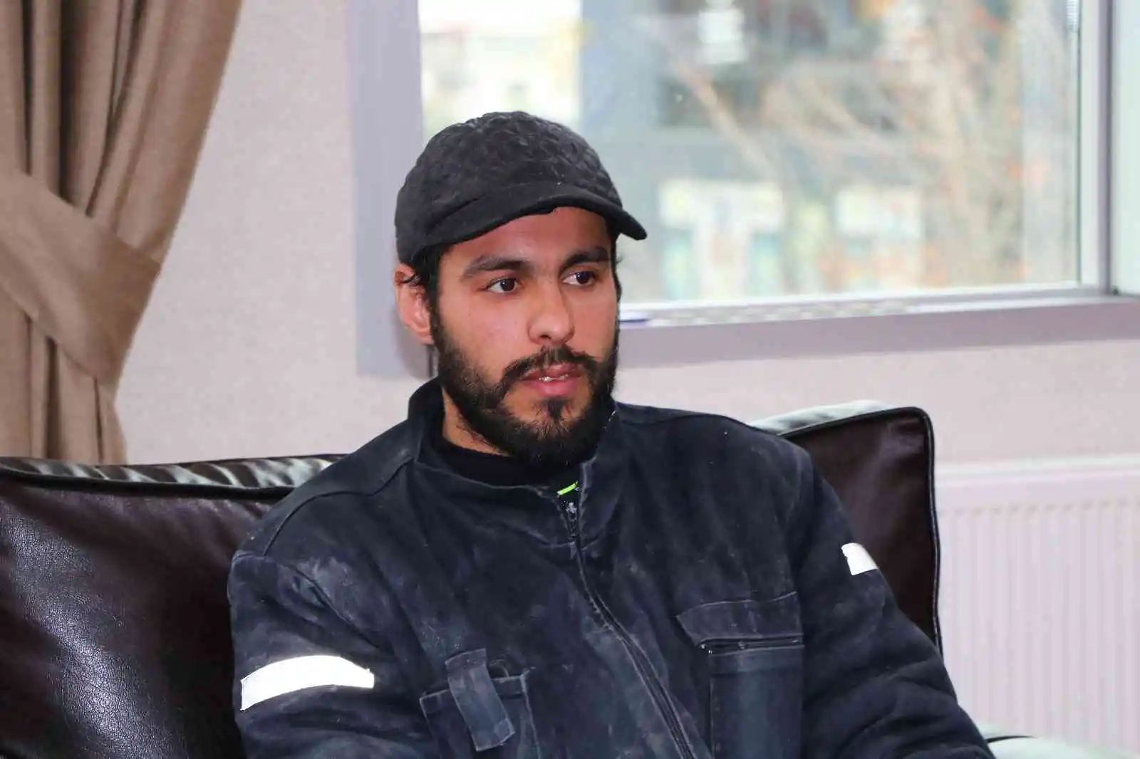 Belediyenin kaybolan 25 bin lirasını teslim etti