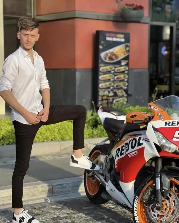 Beşiktaş’ta motosikletli 3 gencin öldüğü kaza kamerada