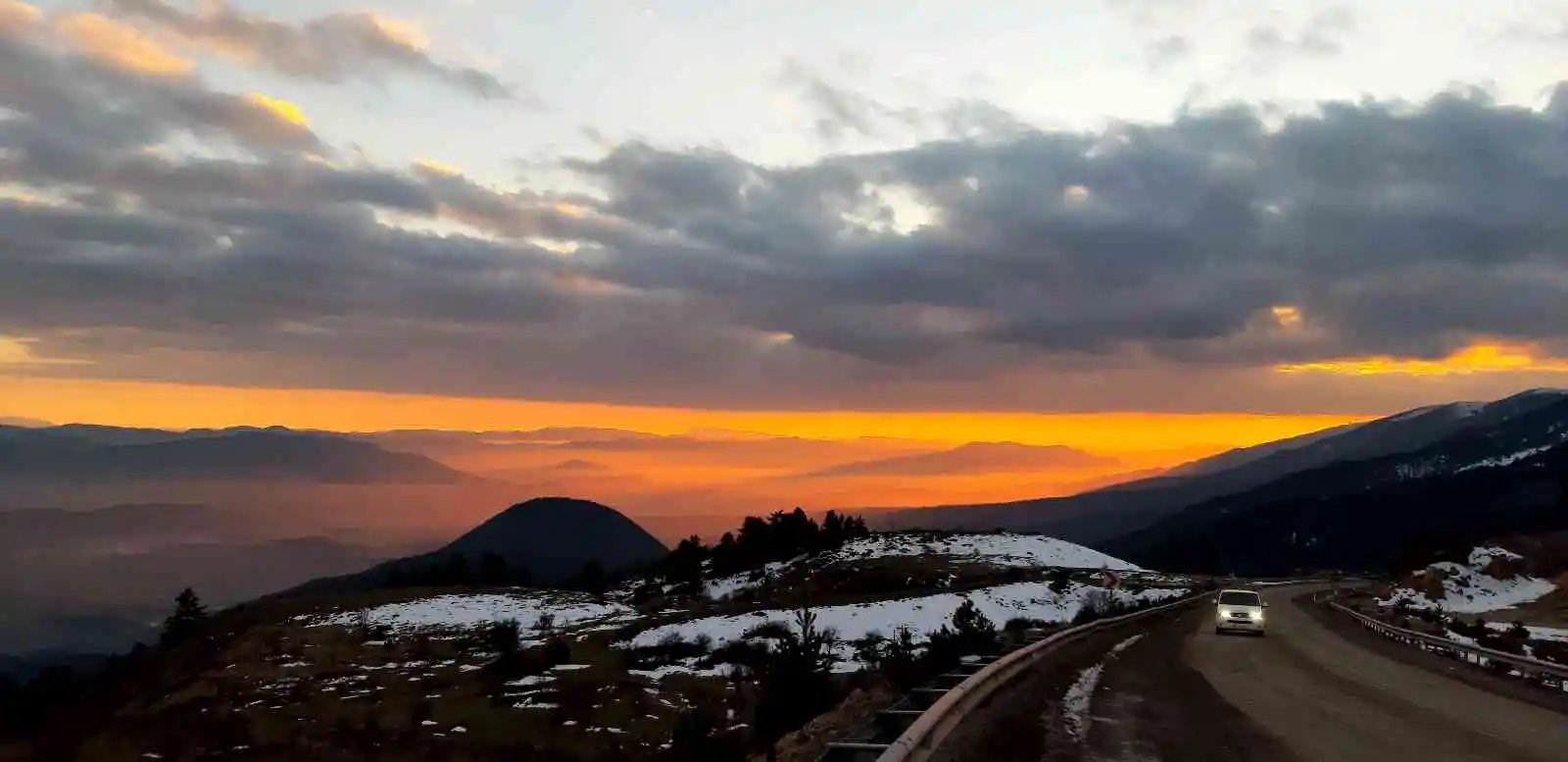 Bolu'da kartpostallık gün batımı
