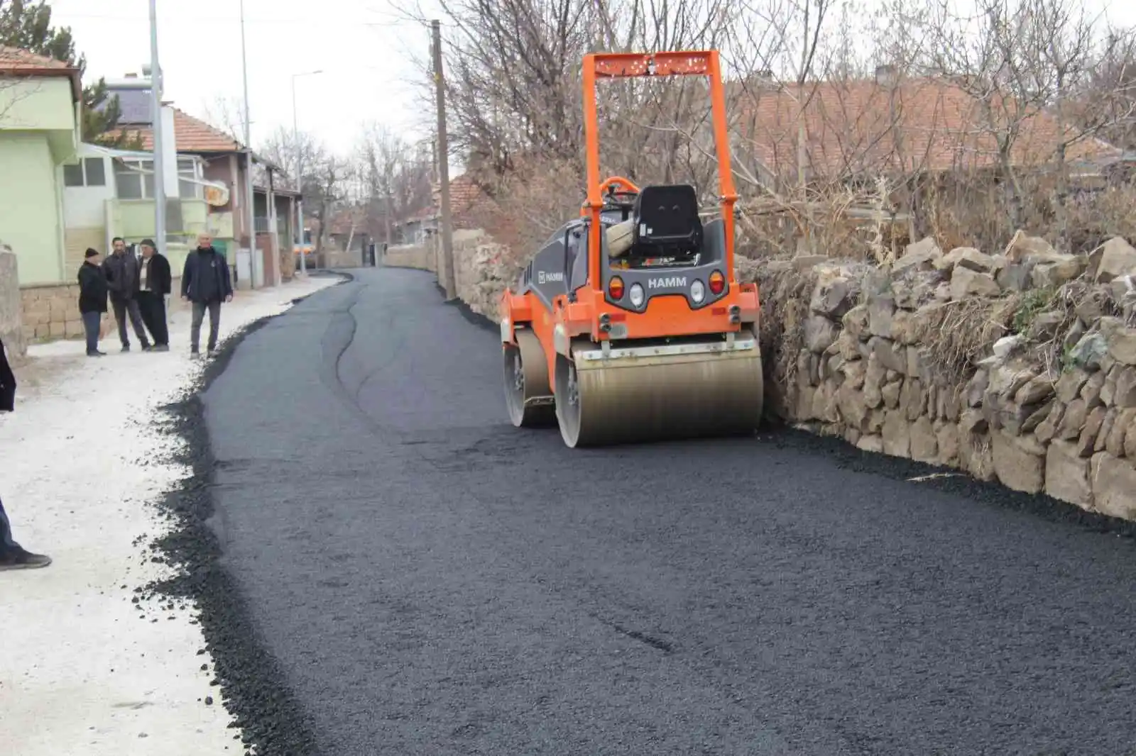 Bünyan’da asfaltlama çalışmaları sürüyor
