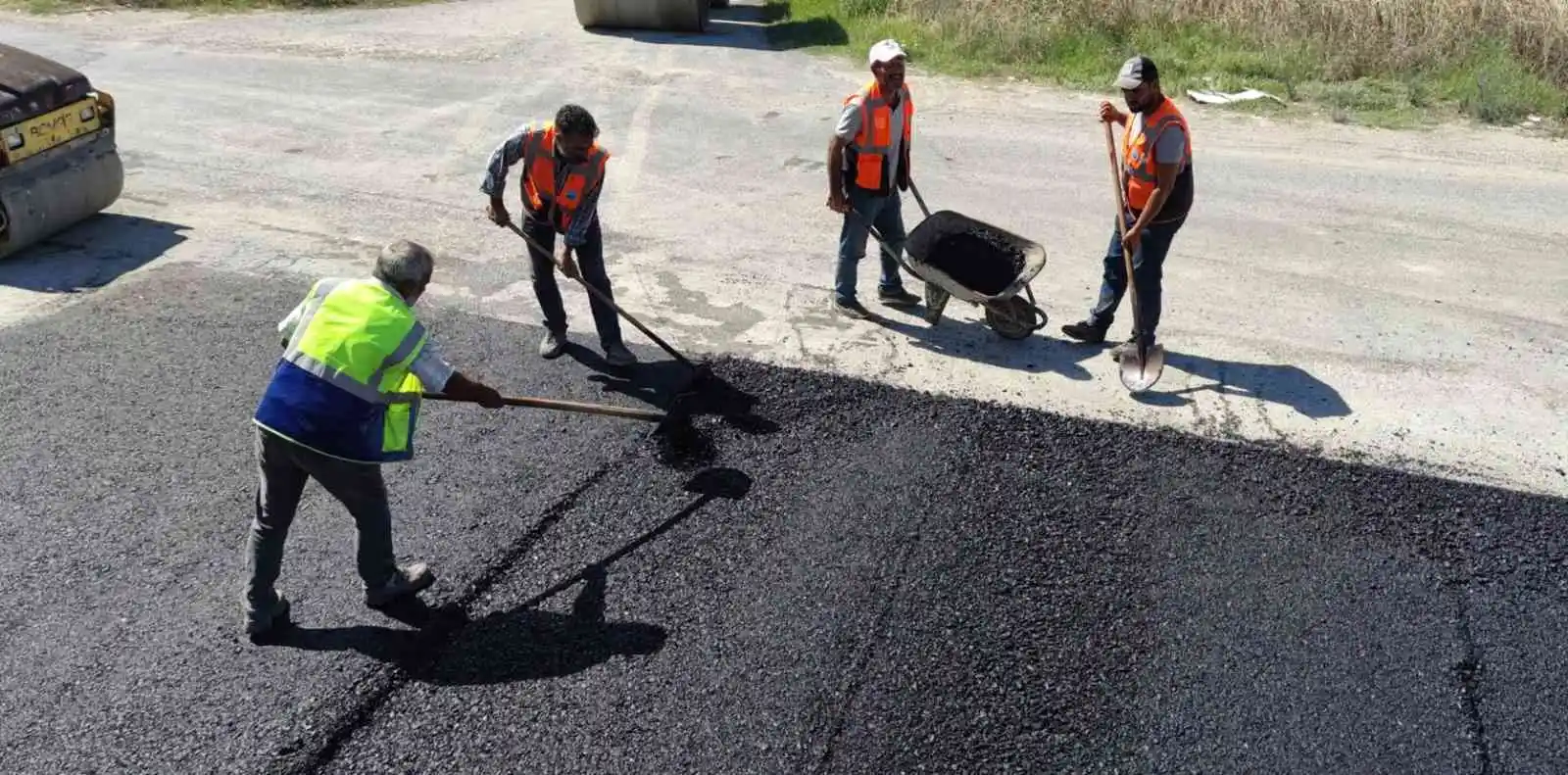 Büyükçekmece’de 18 mahallede 200’den fazla cadde ve sokakta çalışmalar tamamlandı
