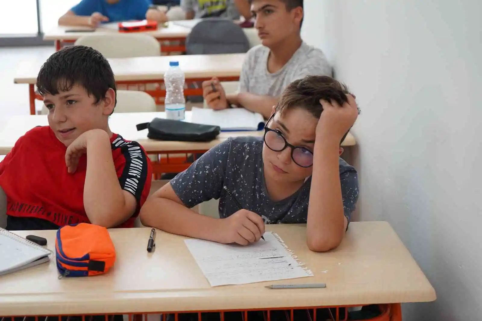 Çayırova'da öğrenciler LGS ve YKS hazırlık kurslarında eğitim görüyor
