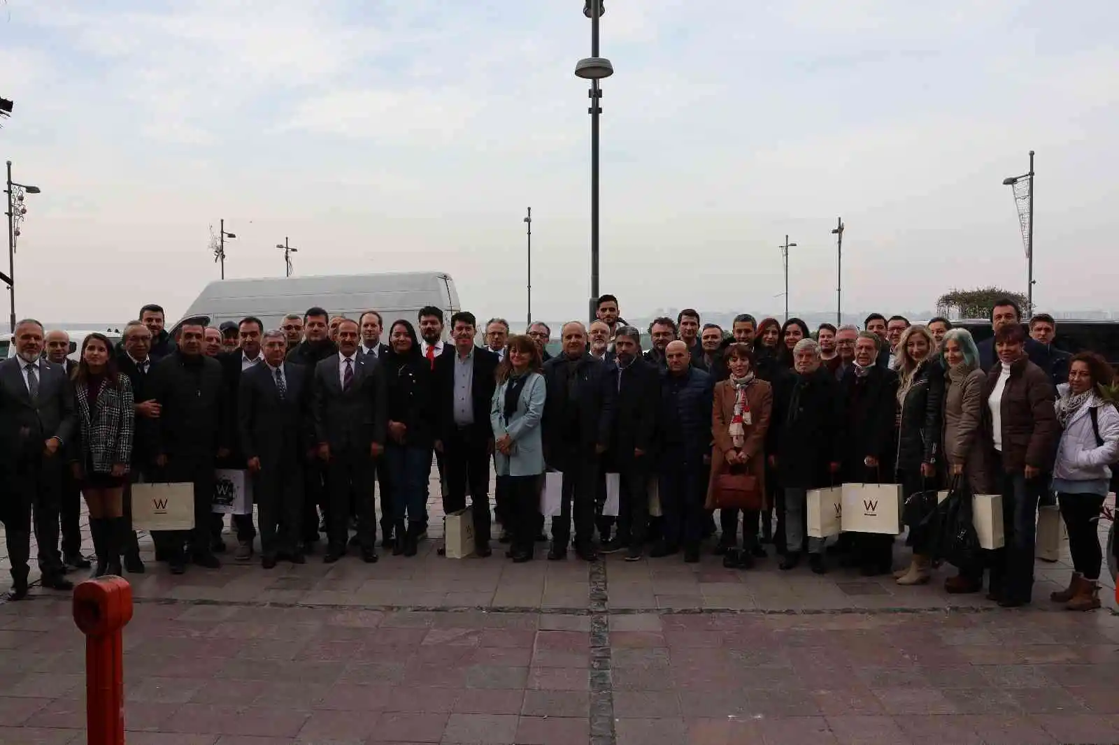 Egeli yaş meyve sebzecilerin ihracat hedefi 1 milyar 400 milyon dolar
