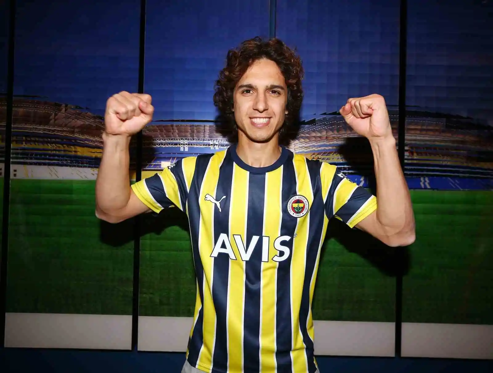 Emre Demir, resmen Fenerbahçe'de
