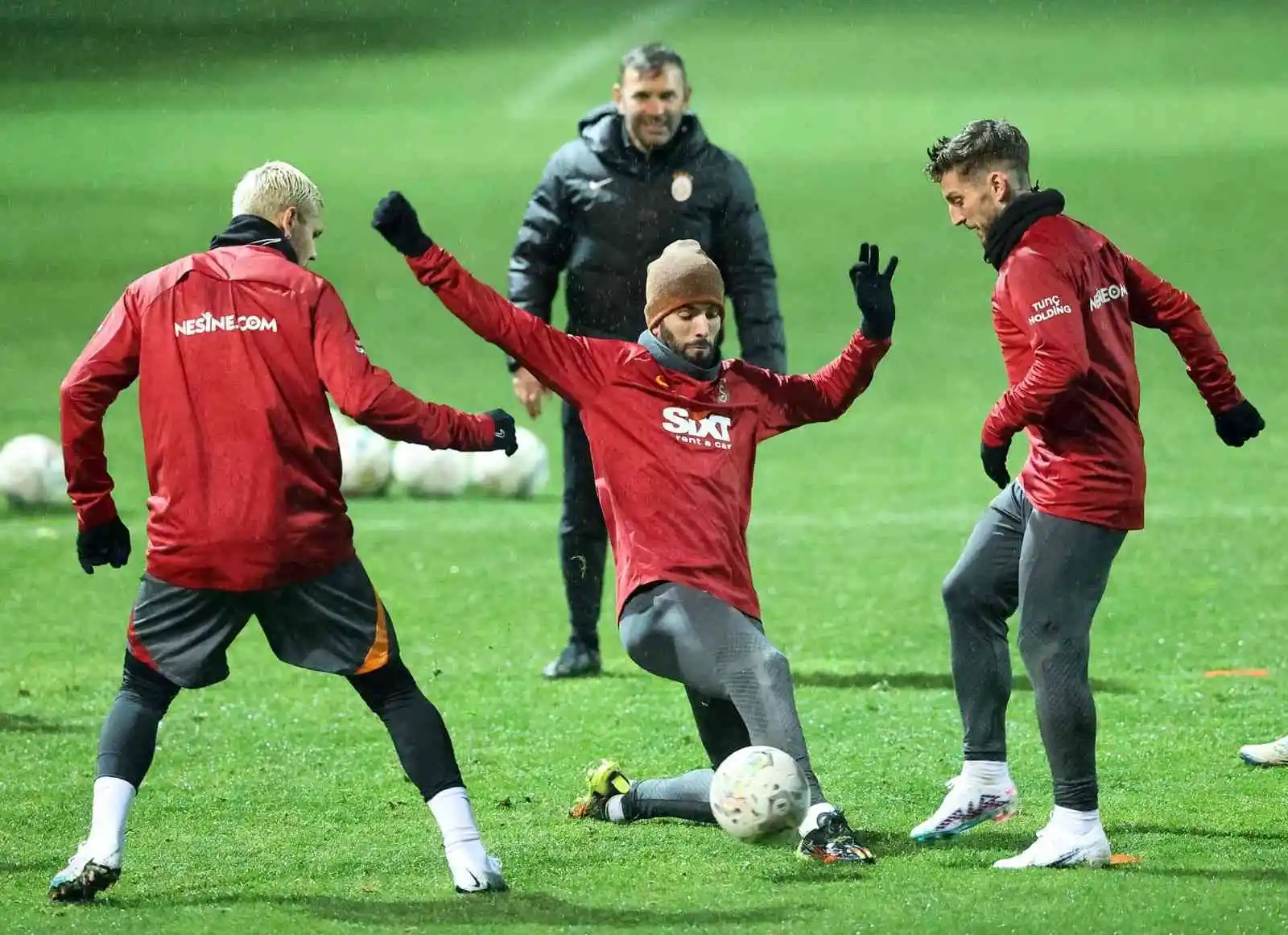 Galatasaray, Antalyaspor maçı hazırlıkların tamamladı
