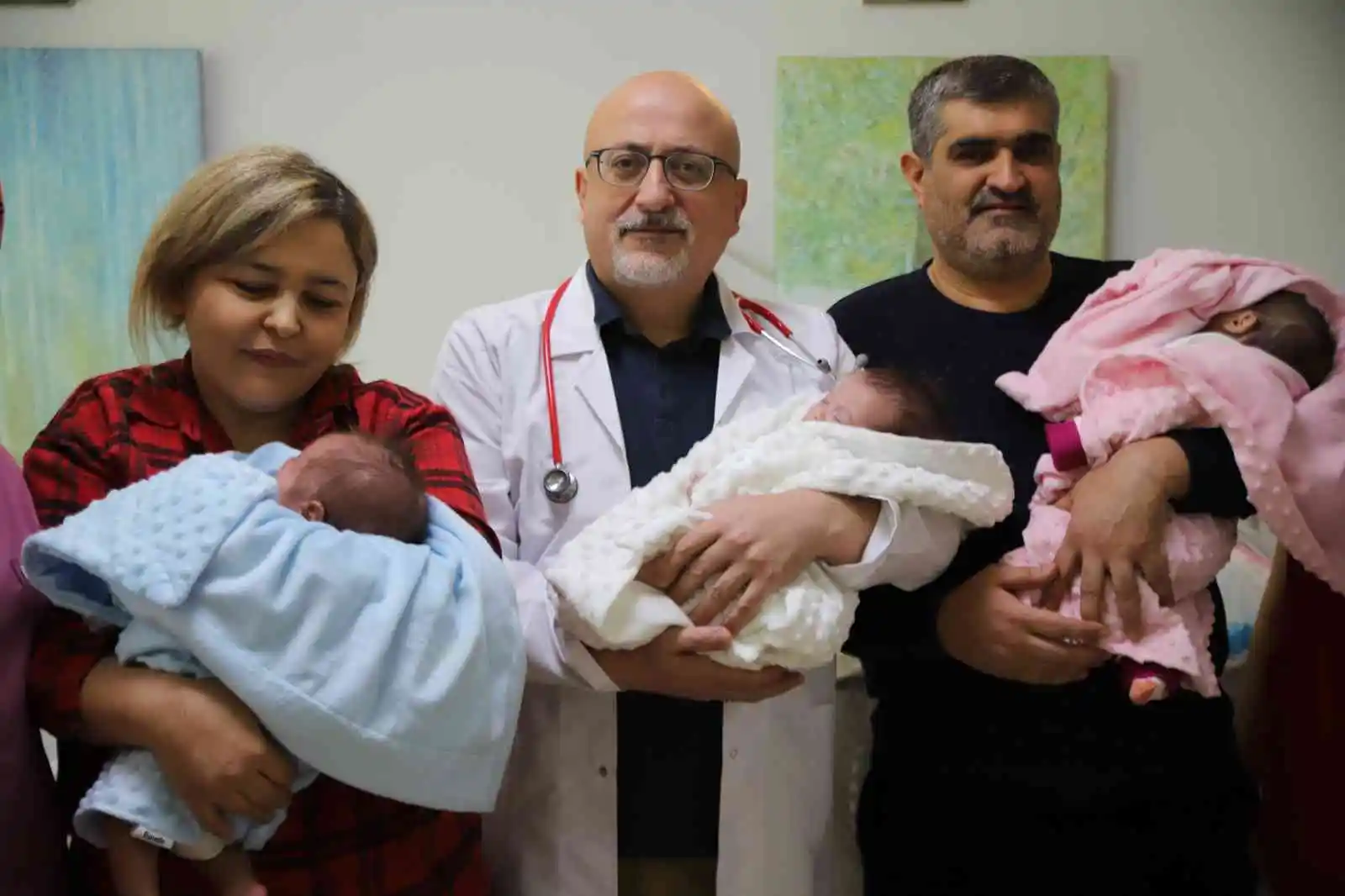 Gaziantep’te 18 yıllık özlem 3’üz bebekle son buldu
