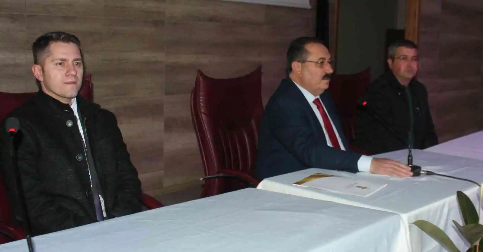 Gönüllüler Alaşehir için toplandı