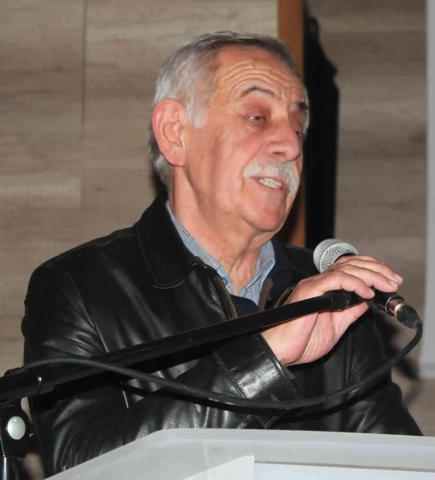 Gönüllüler Alaşehir için toplandı