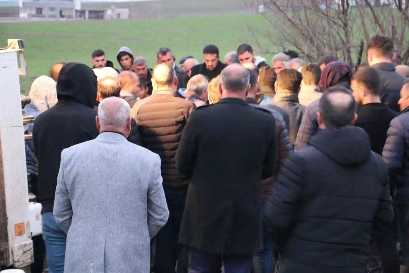 Hacire Akar’ın oğlu dedesinin yanına defnedildi
