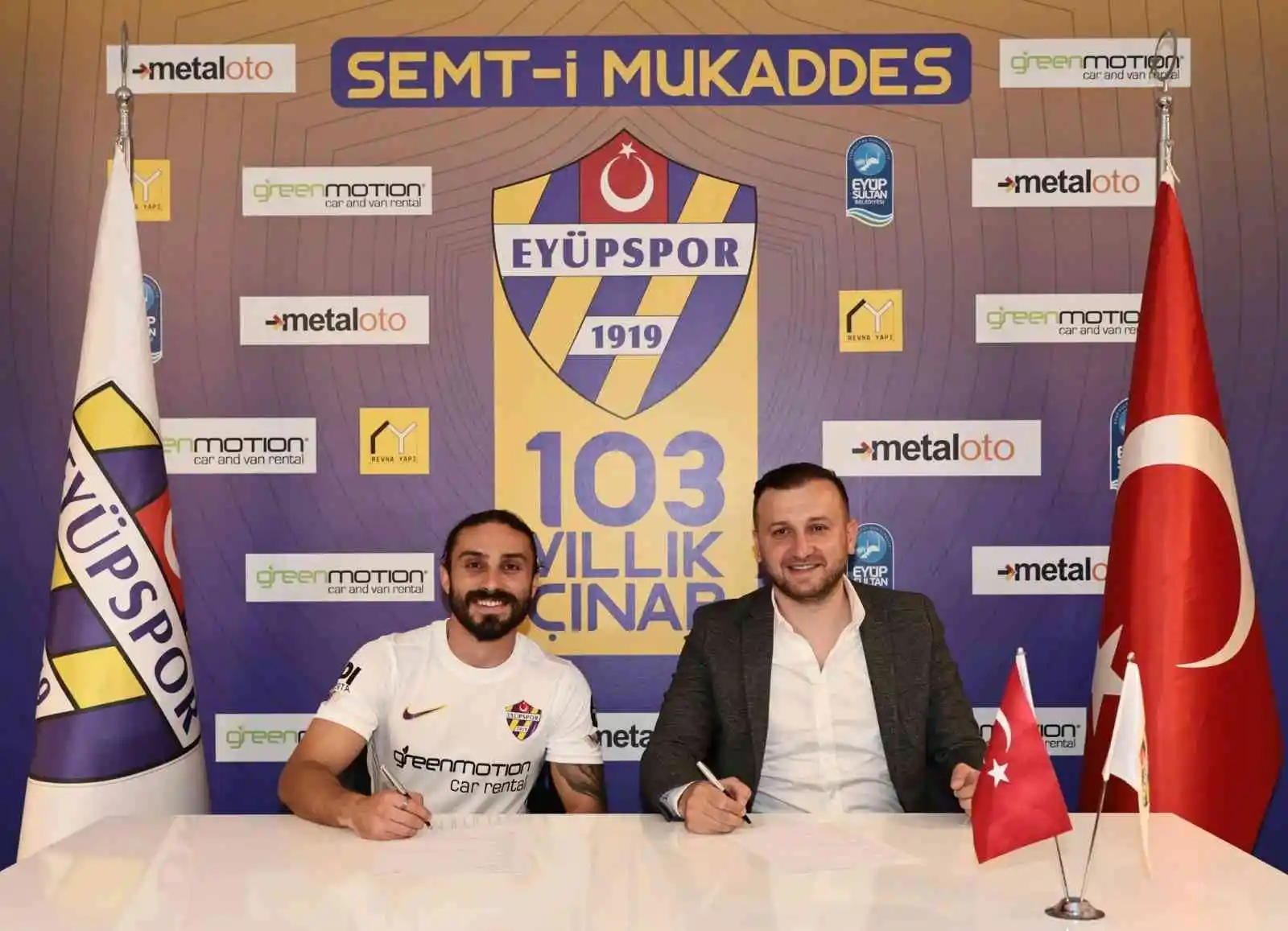 Halil Akbunar, resmen Eyüpspor'da