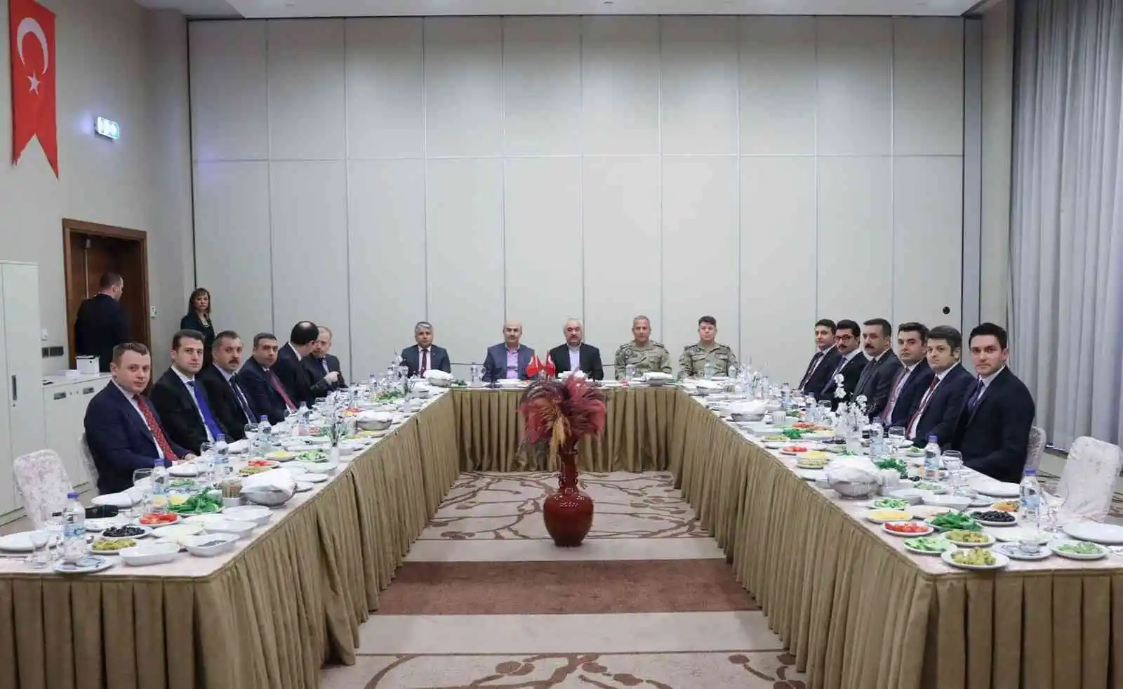 İçişleri Bakan Yardımcısı Ersoy'un Başkanlığında değerlendirme toplantısı
