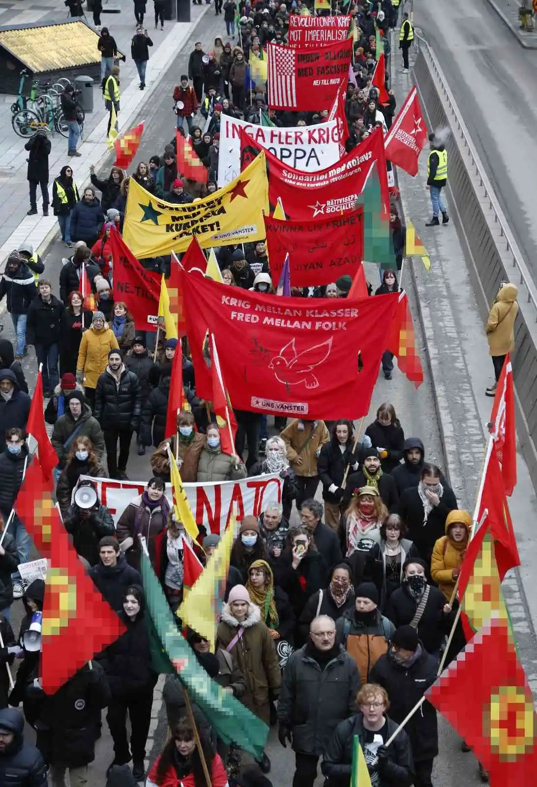 İsveç’te PKK destekçilerinden yeni provokasyon
