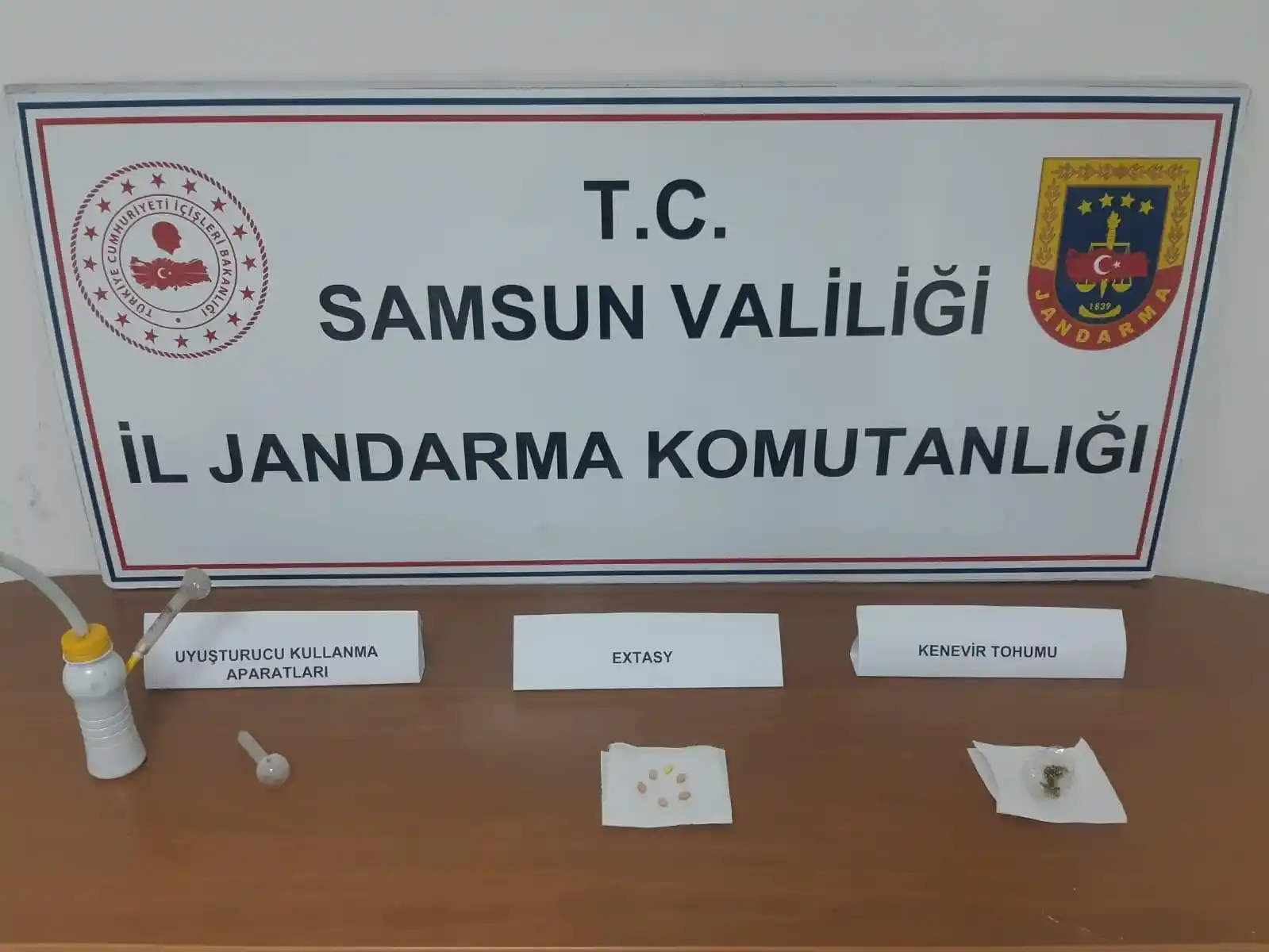 Jandarmadan uyuşturucu operasyonu
