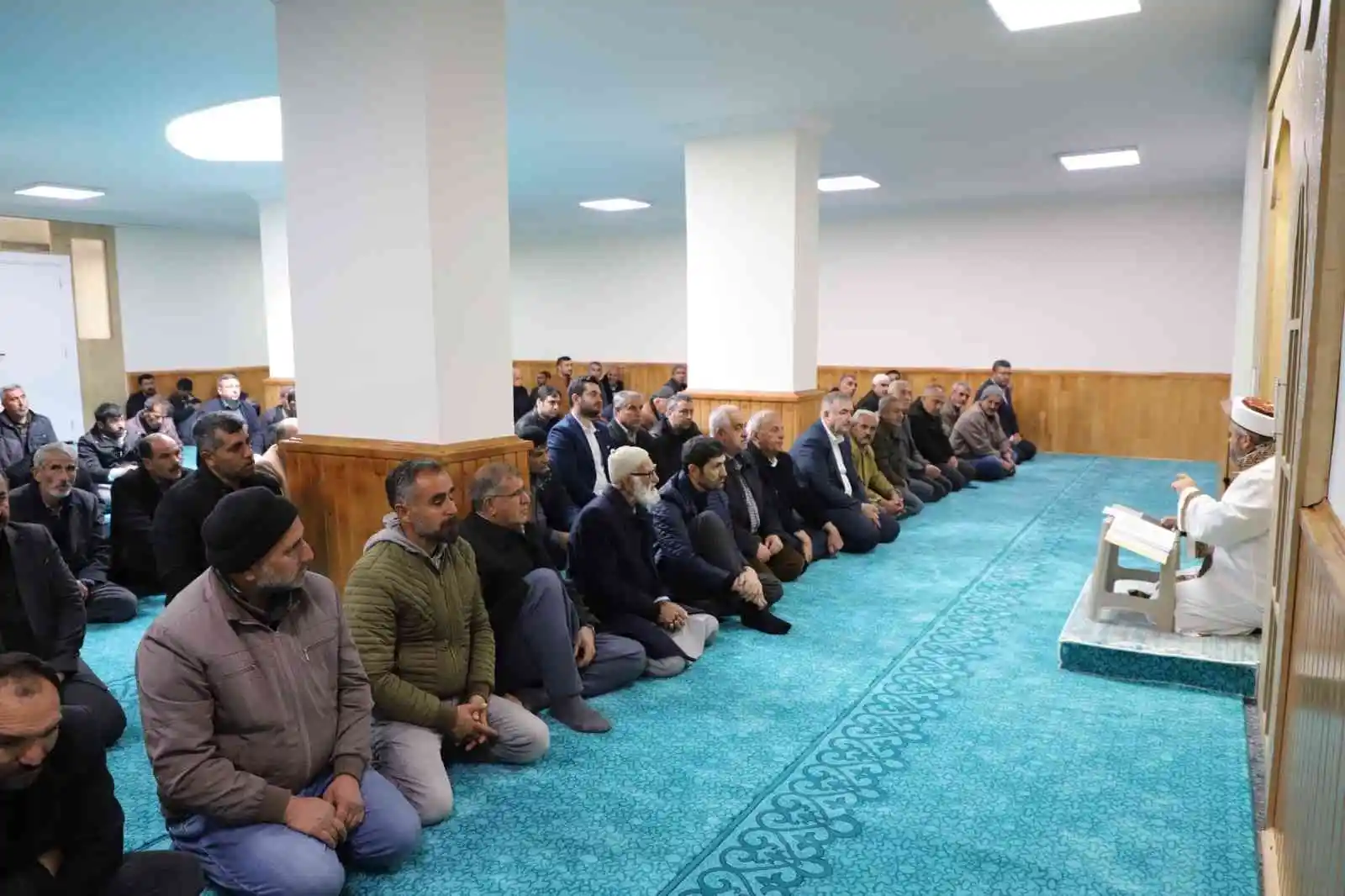 Kahta'da 100. Yıl cami ibadete açıldı