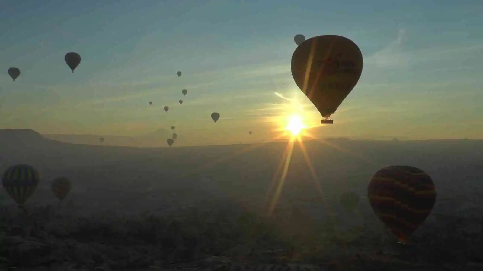 Kapadokya’yı 660 bin kişi kuş bakışı izledi
