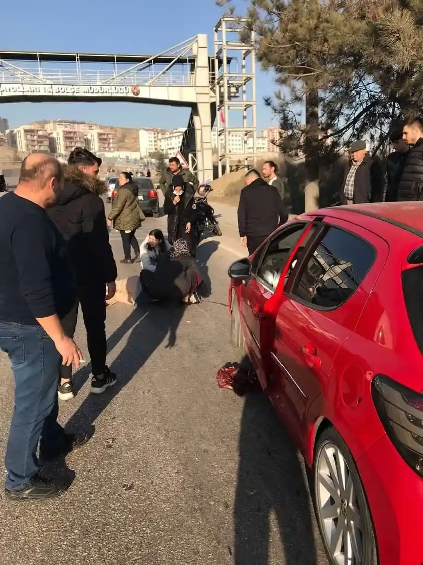 Karabük'te yayaya otomobil çarptı
