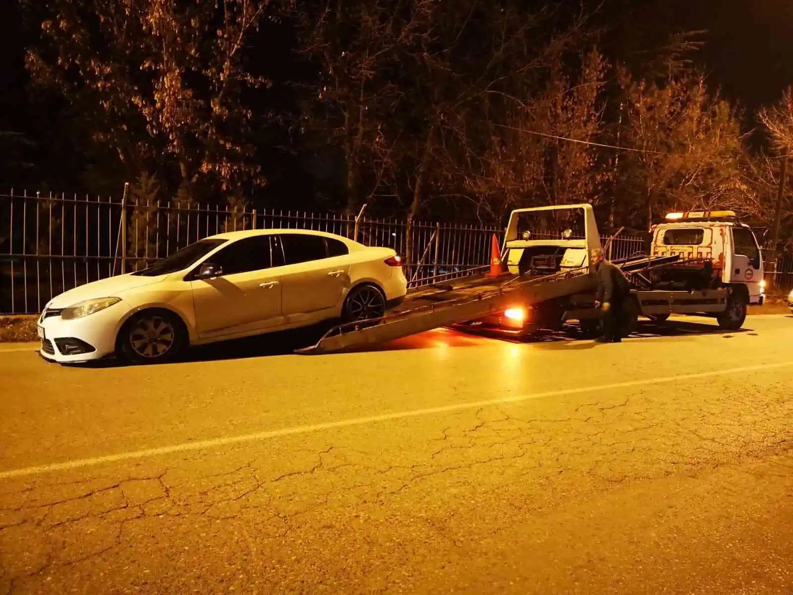 Kayseri'de alkollü sürücü motosiklete çarptı: 2 yaralı
