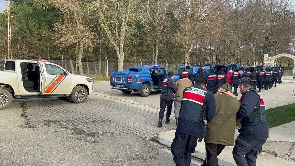Kırklareli’nde uyuşturucu operasyonunda 25 şüpheliden 2’si tutuklandı
