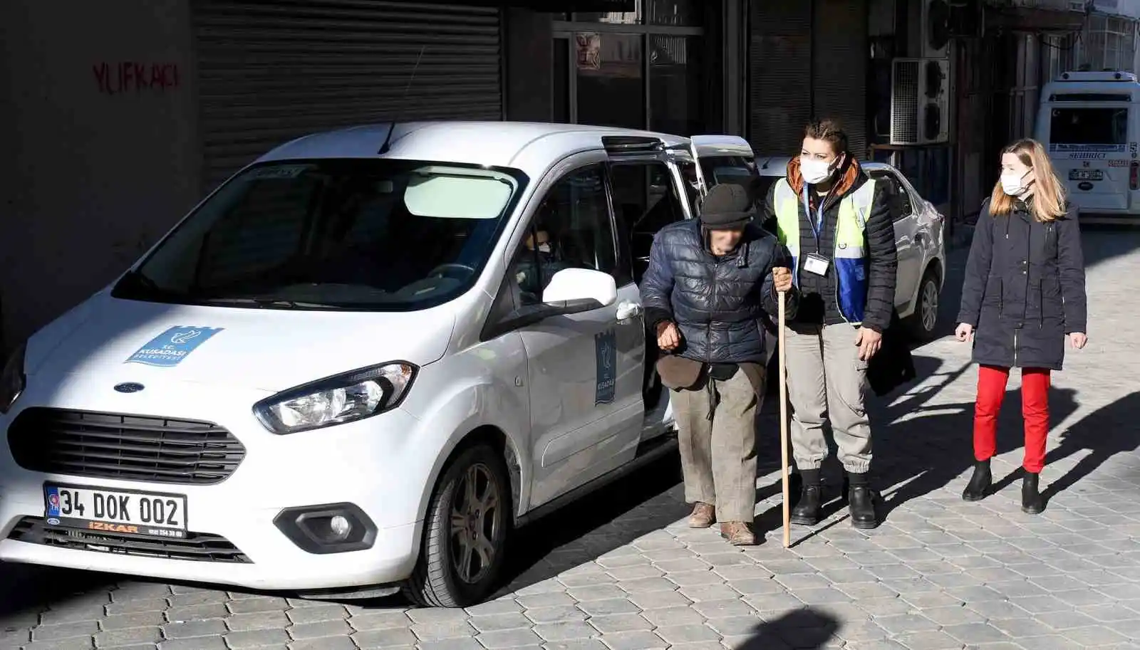 Kuşadası’nda Belediyesi sosyal belediyecilik çalışmalarını sürdürüyor
