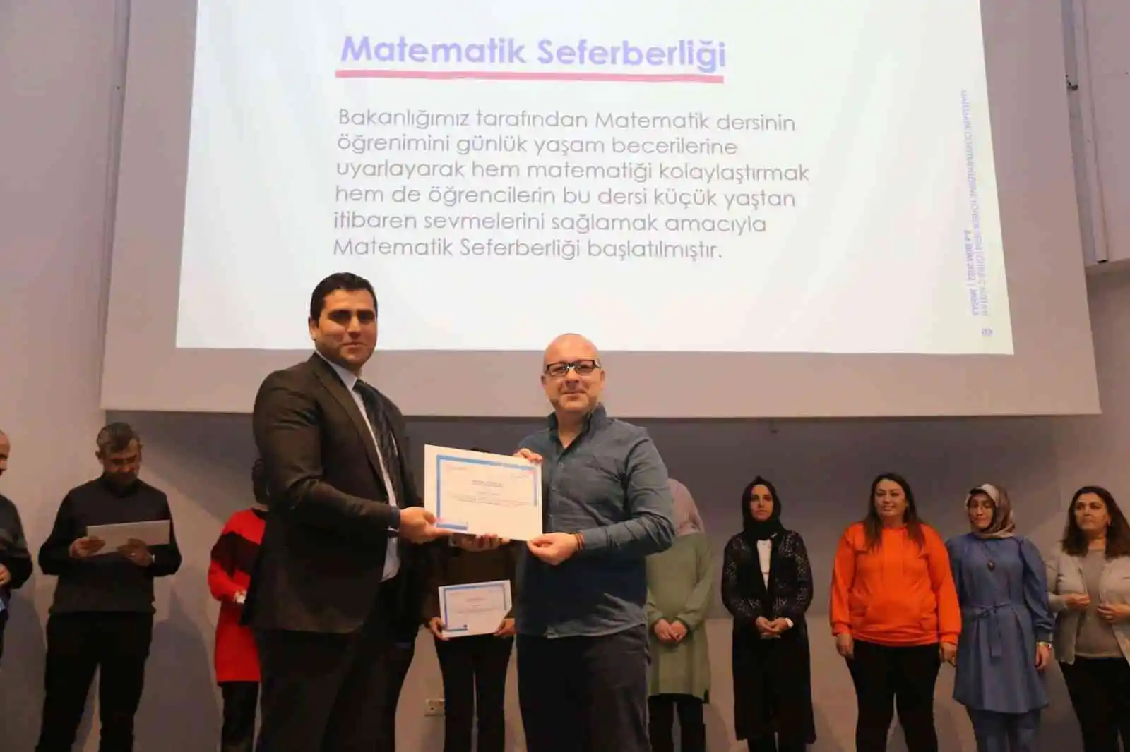 Kütahya’da STEM Eğitimi Çalıştayı’nda sınıf ve matematik branşı öğretmenlerine sertifika
