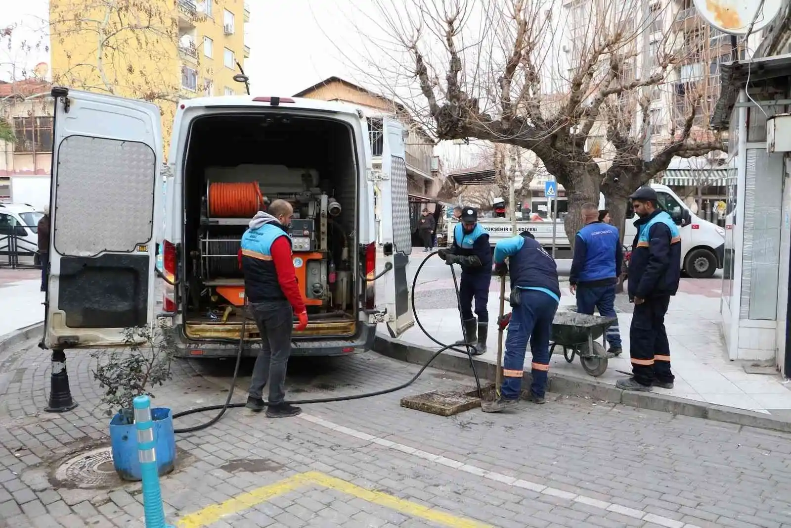 Meteoroloji uyardı, MASKİ ekipleri teyakkuza geçti
