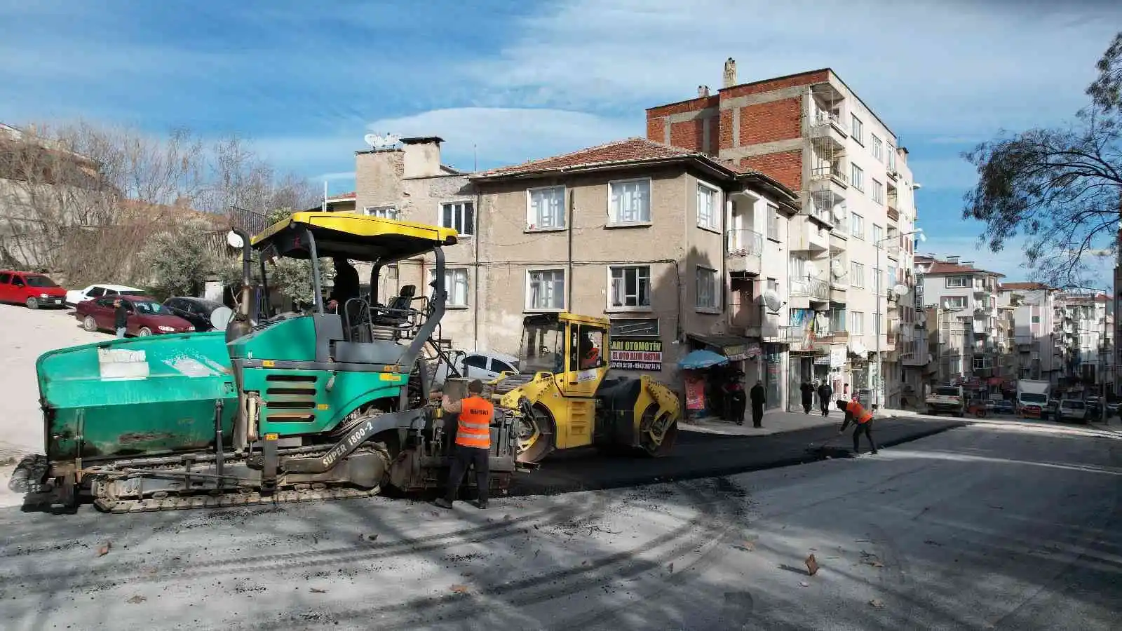 Mustafakemalpaşa’da sıra üstyapıda
