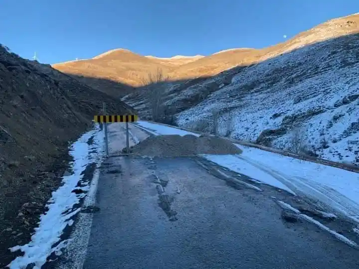 Navigasyonun saptırdığı yol ulaşıma kapatıldı