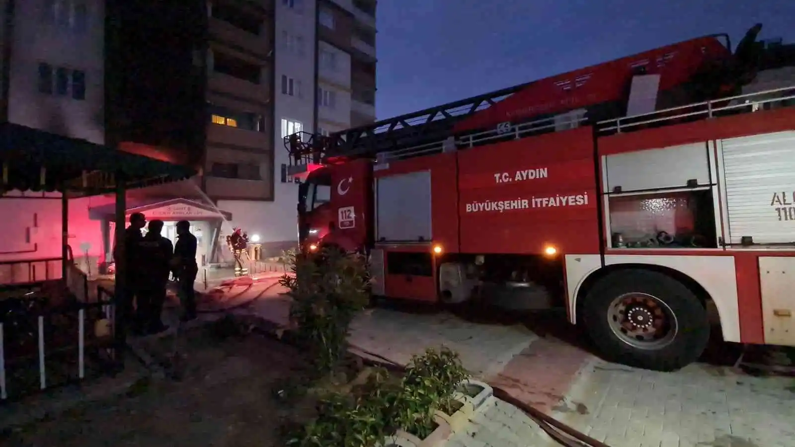 Nazilli'de ev yangınında kundaklama iddiası, 2 kişi gözaltına alındı
