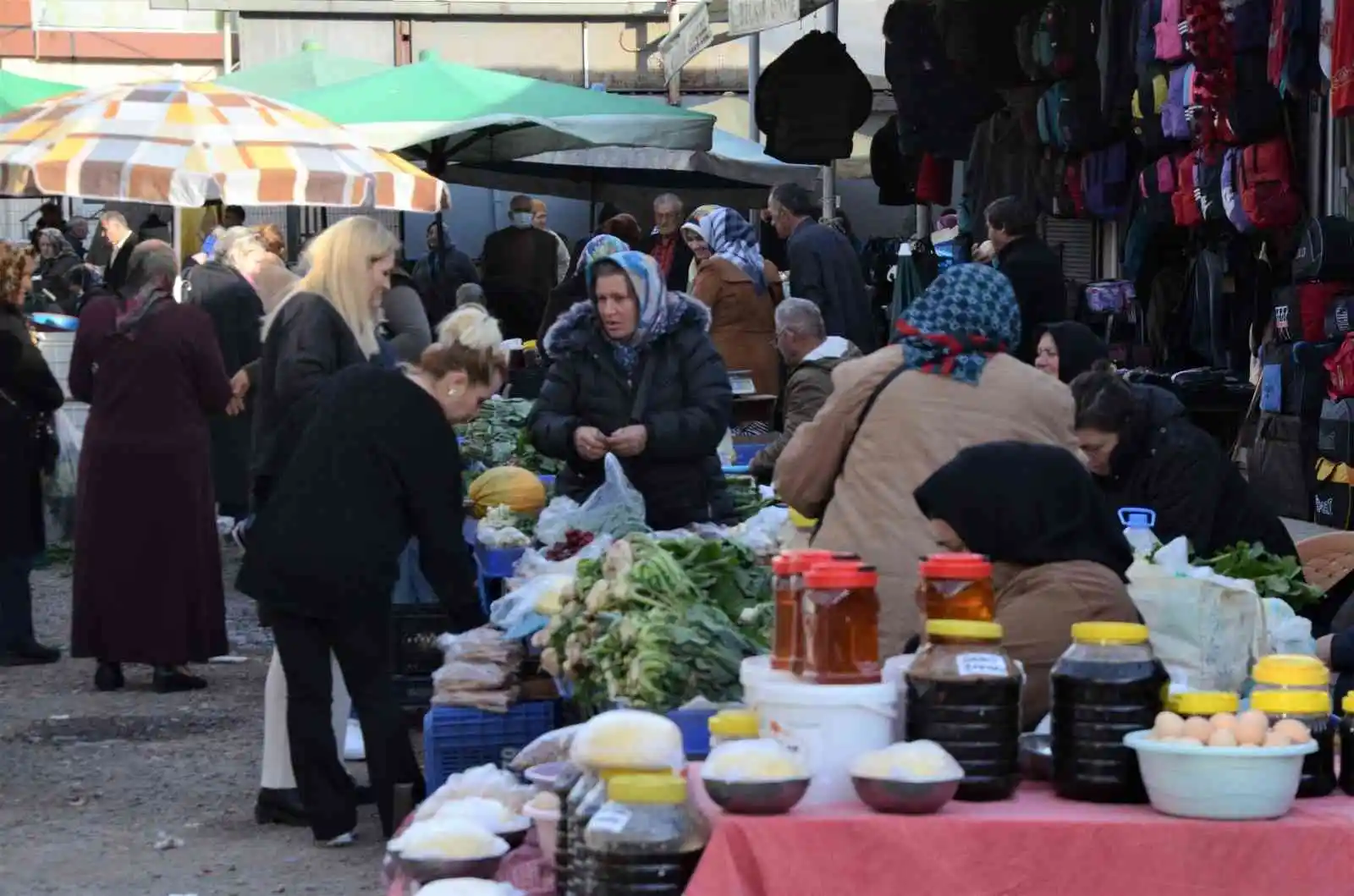 Ordu’da semt pazarlarında yoğunluk
