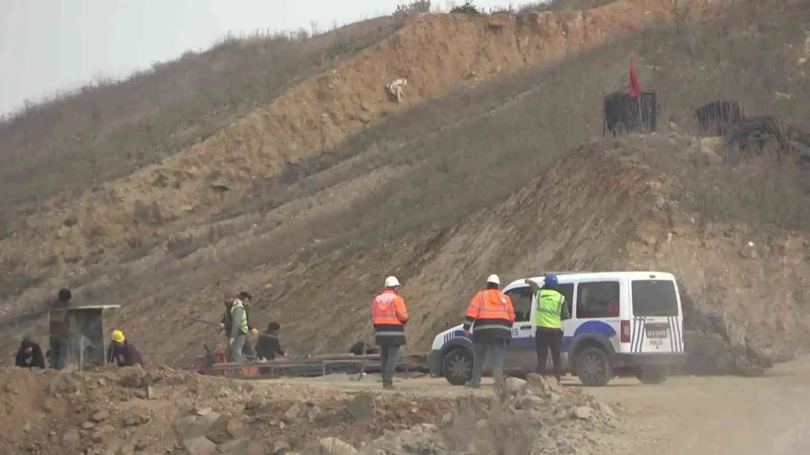 Pendik'te Sabiha Gökçen Havalimanı tünel inşaatında iş kazası geçiren işçi hayatını kaybetti
