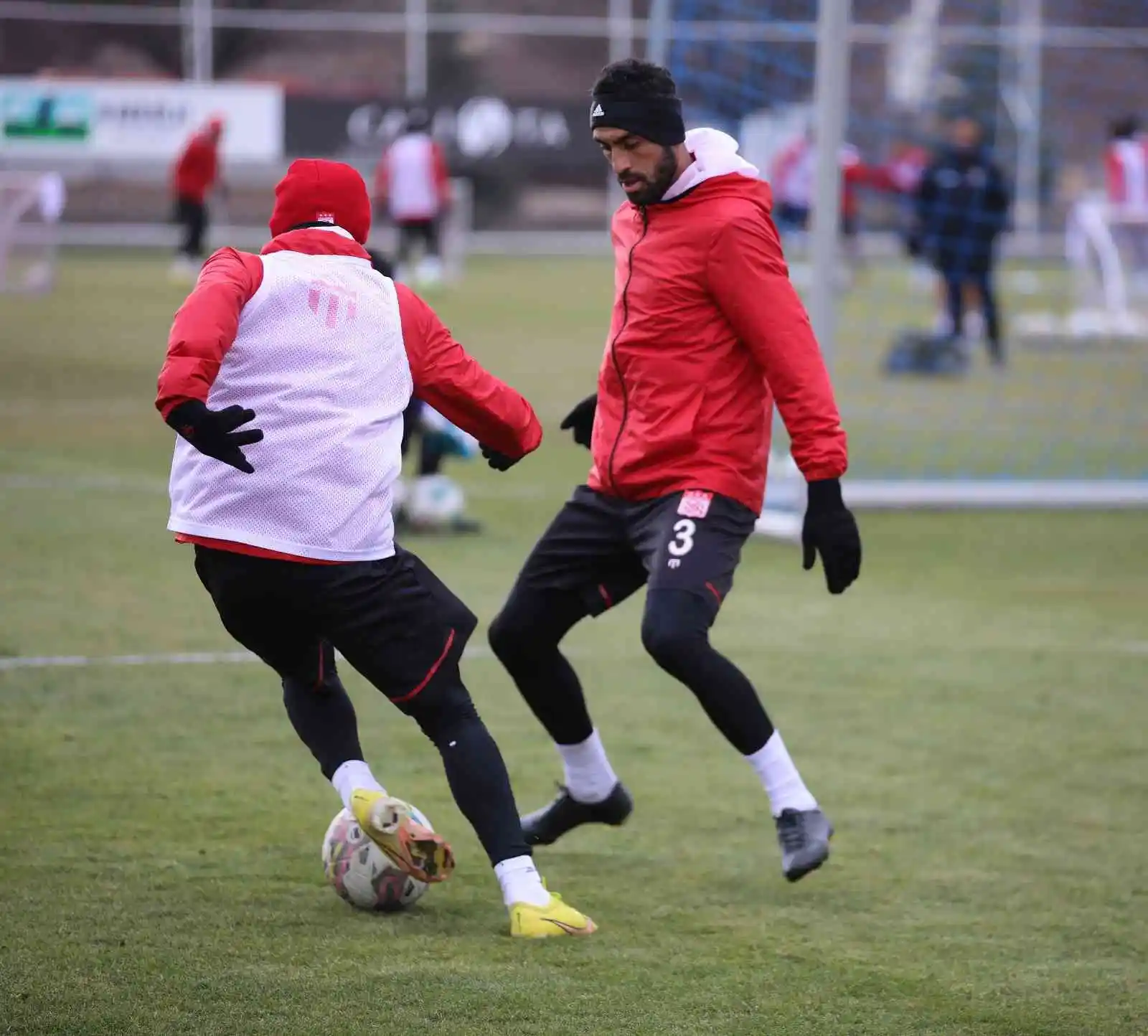 Sivasspor Kayseri maçına 3 puan parolasıyla hazırlanıyor