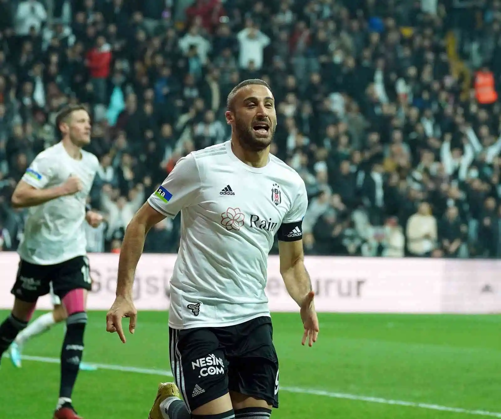 Spor Toto Süper Lig: Beşiktaş: 2 - Kasımpaşa: 0 (İlk yarı)