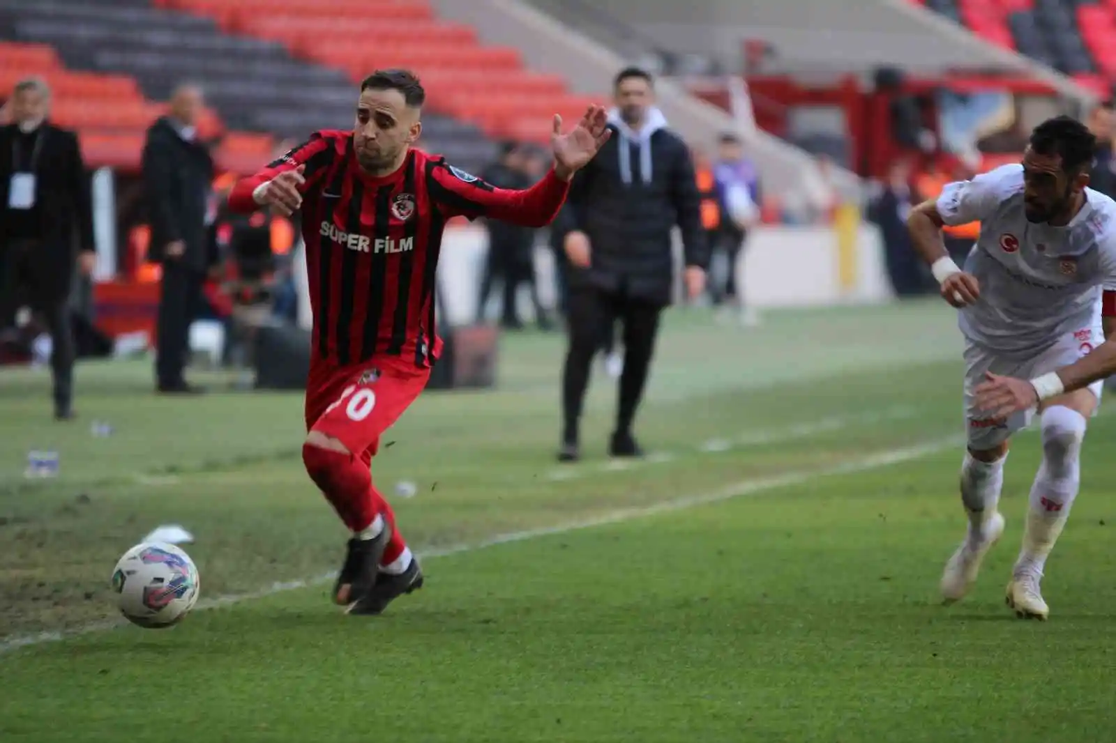 Spor Toto Süper Lig: Gaziantep FK: 1 - DG Sivasspor: 2 (Maç sonucu)
