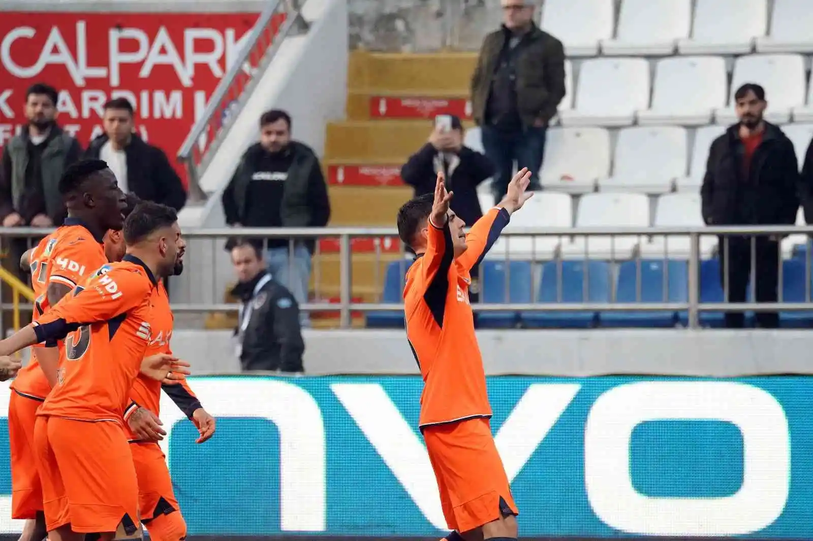 Spor Toto Süper Lig: Kasımpaşa: 1 - Medipol Başakşehir: 3 (Maç sonucu)
