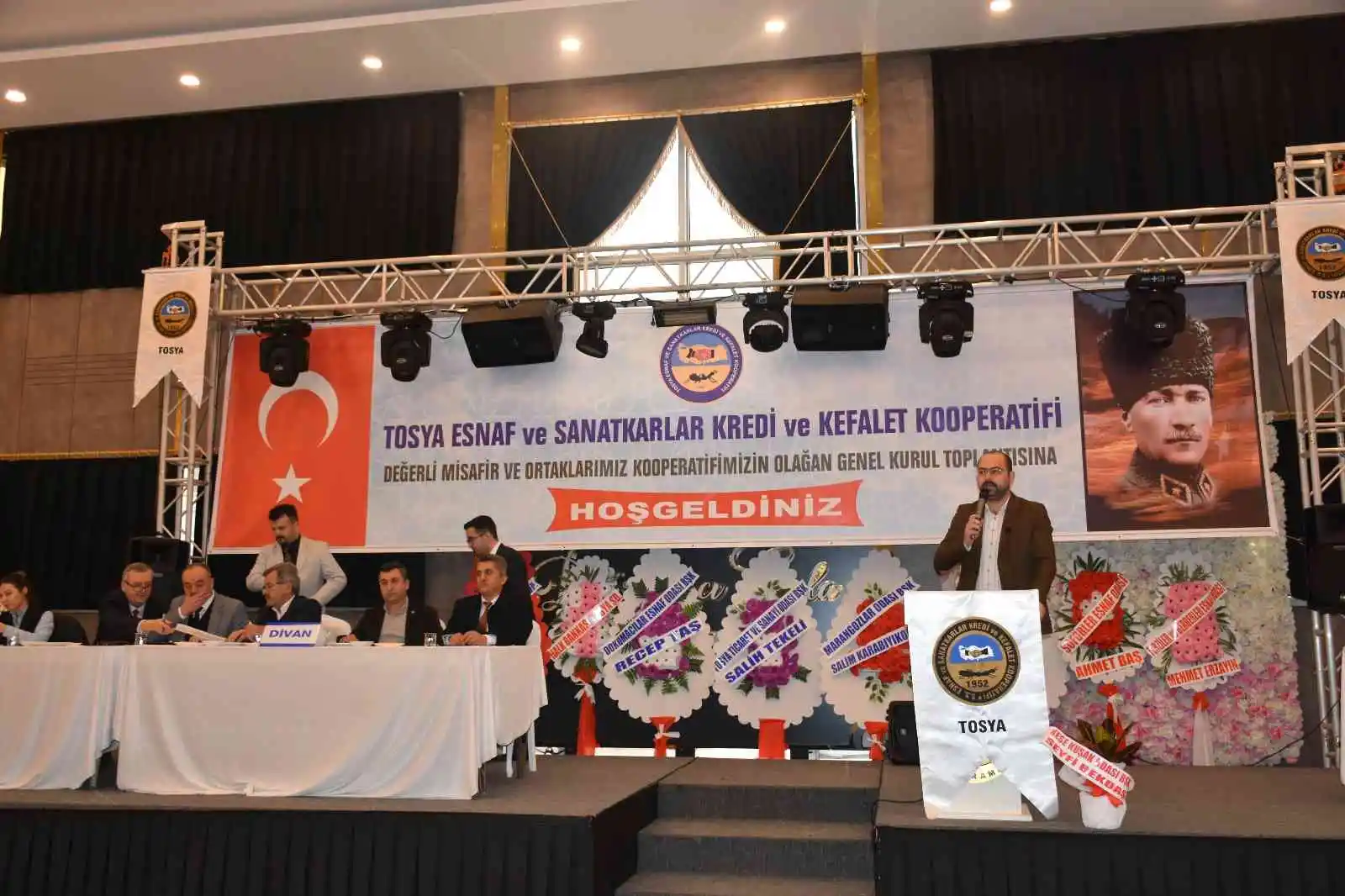 Tosya Esnaf ve Sanatkarlar Kooperatifi Başkanı Mustafa Pazarcı güven tazeledi
