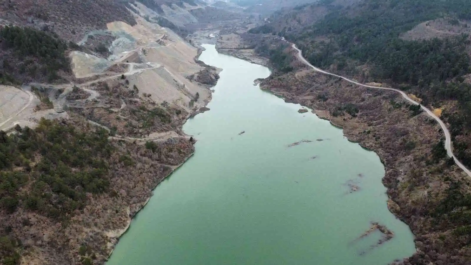 Ülke ekonomisine yılda 58 milyon katkı sağlayacak Araç Barajı’nda su seviyesi yükseliyor

