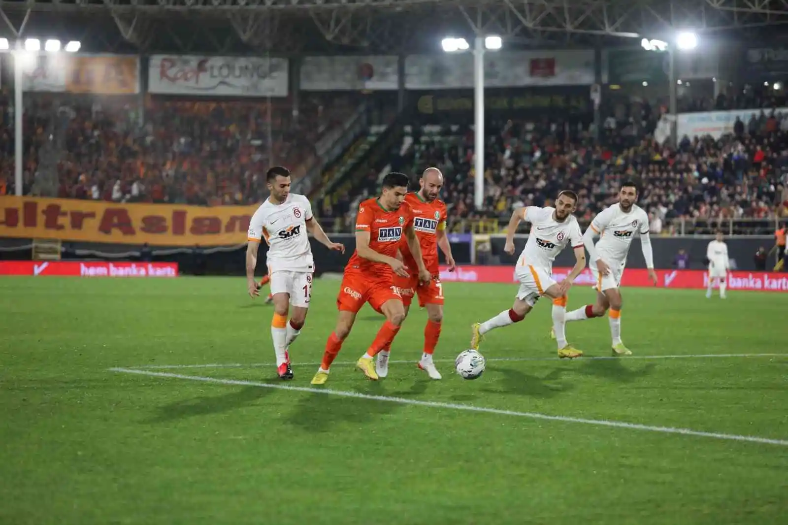 Ziraat Türkiye Kupası: Alanyaspor: 0 - Galatasaray: 2 (İlk yarı)
