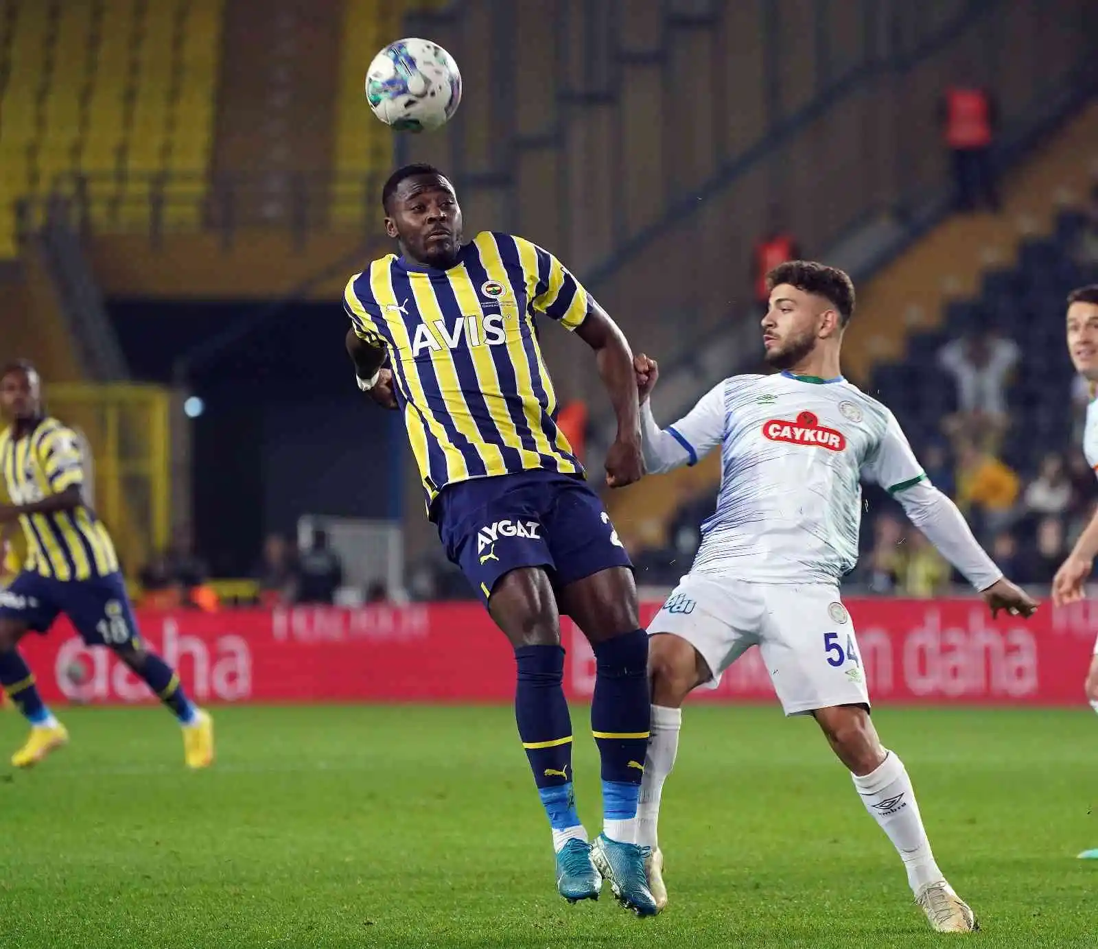 Ziraat Türkiye Kupası: Fenerbahçe: 1 - Çaykur Rizespor: 1 (İlk yarı)
