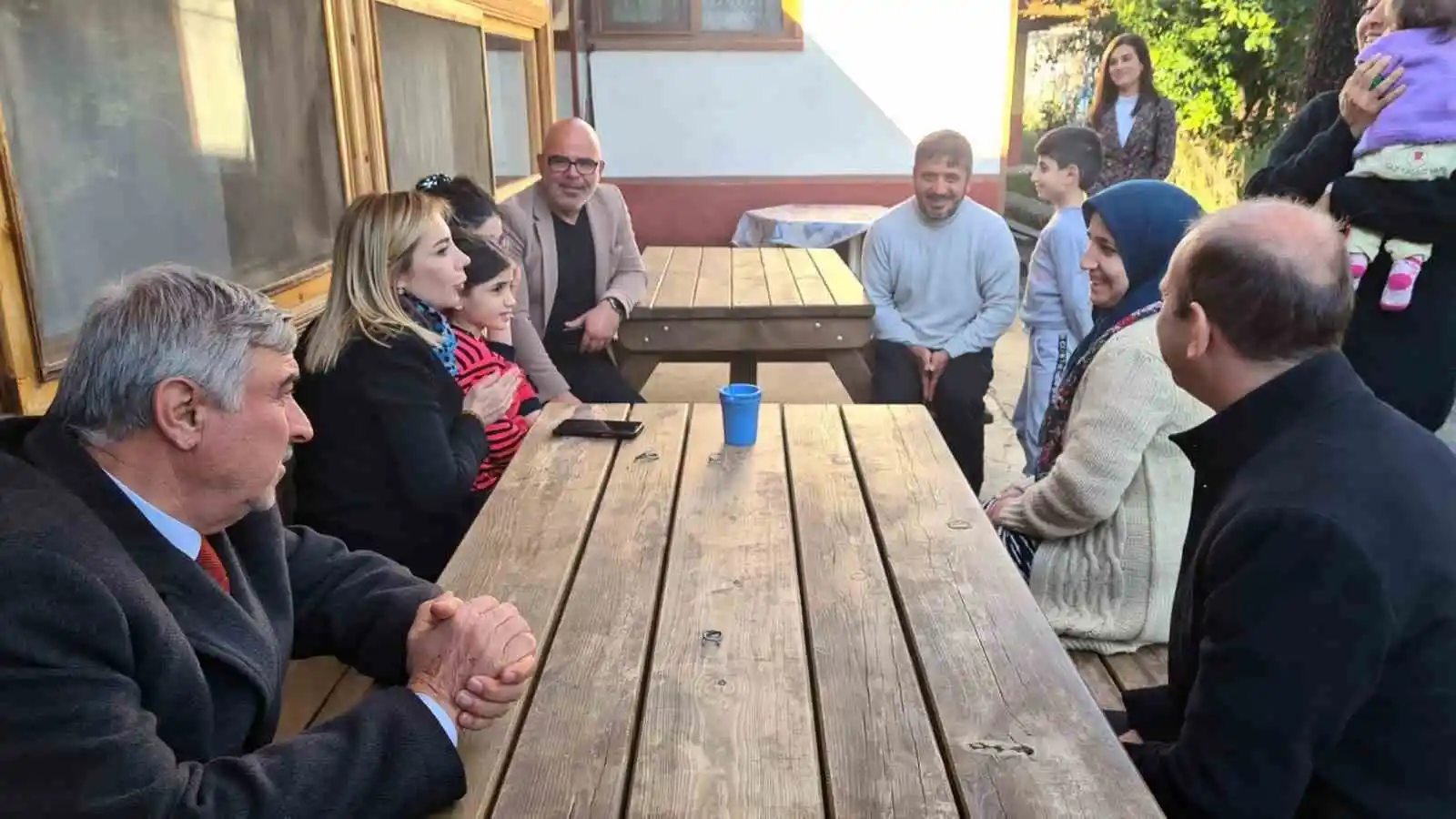 AK Parti Milletvekili Gökcan Köyceğiz’de depremzedeler ziyaret etti
