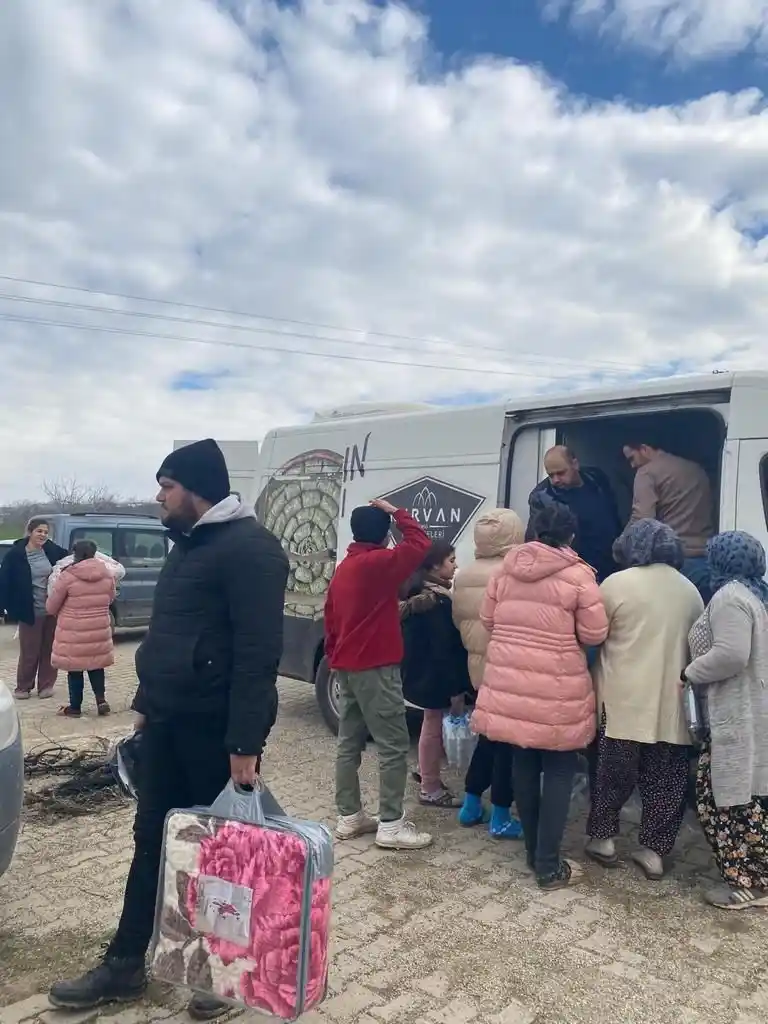 Alpedo, Kahramanmaraş’ta beş bin kişilik çadır kent kuruyor
